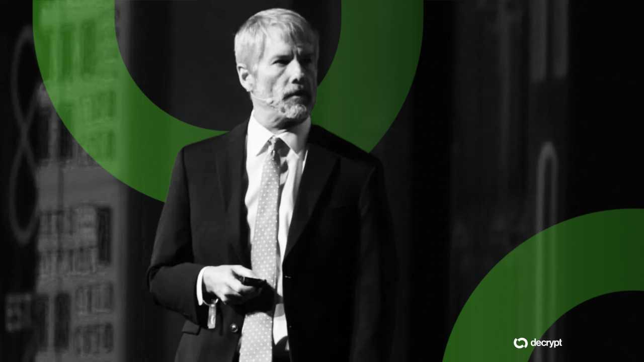 Strategy Executes Record $835M Bitcoin Buy as Stock Price Falters