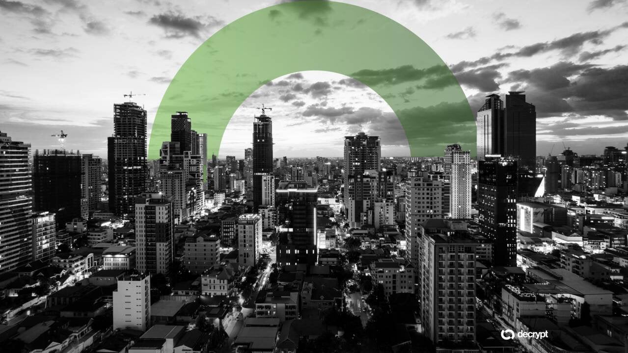 Huione Finance Collapses Under Weight of Western Sanctions, Customers Left Stranded