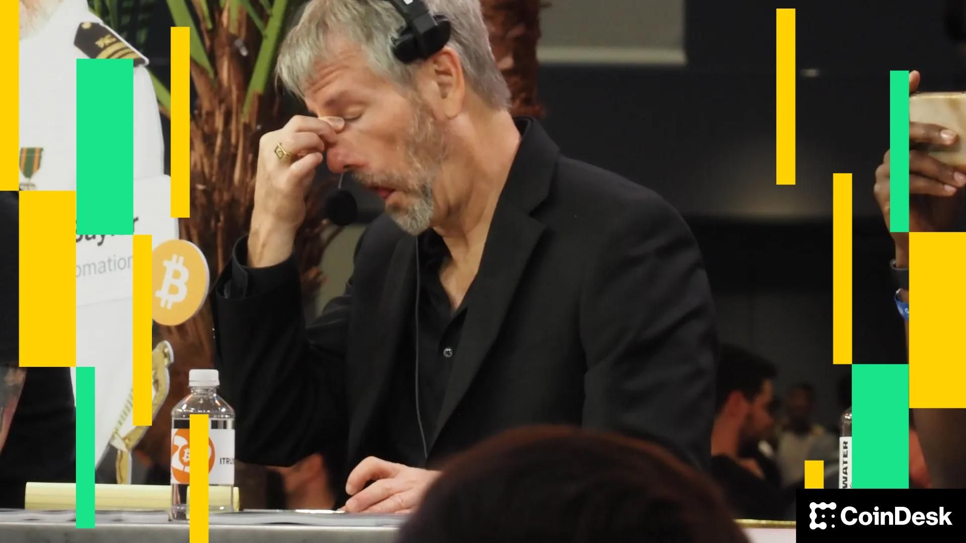 Strategy's Bitcoin Bet Faces Critical Reality Check as Market Volatility Erases Gains